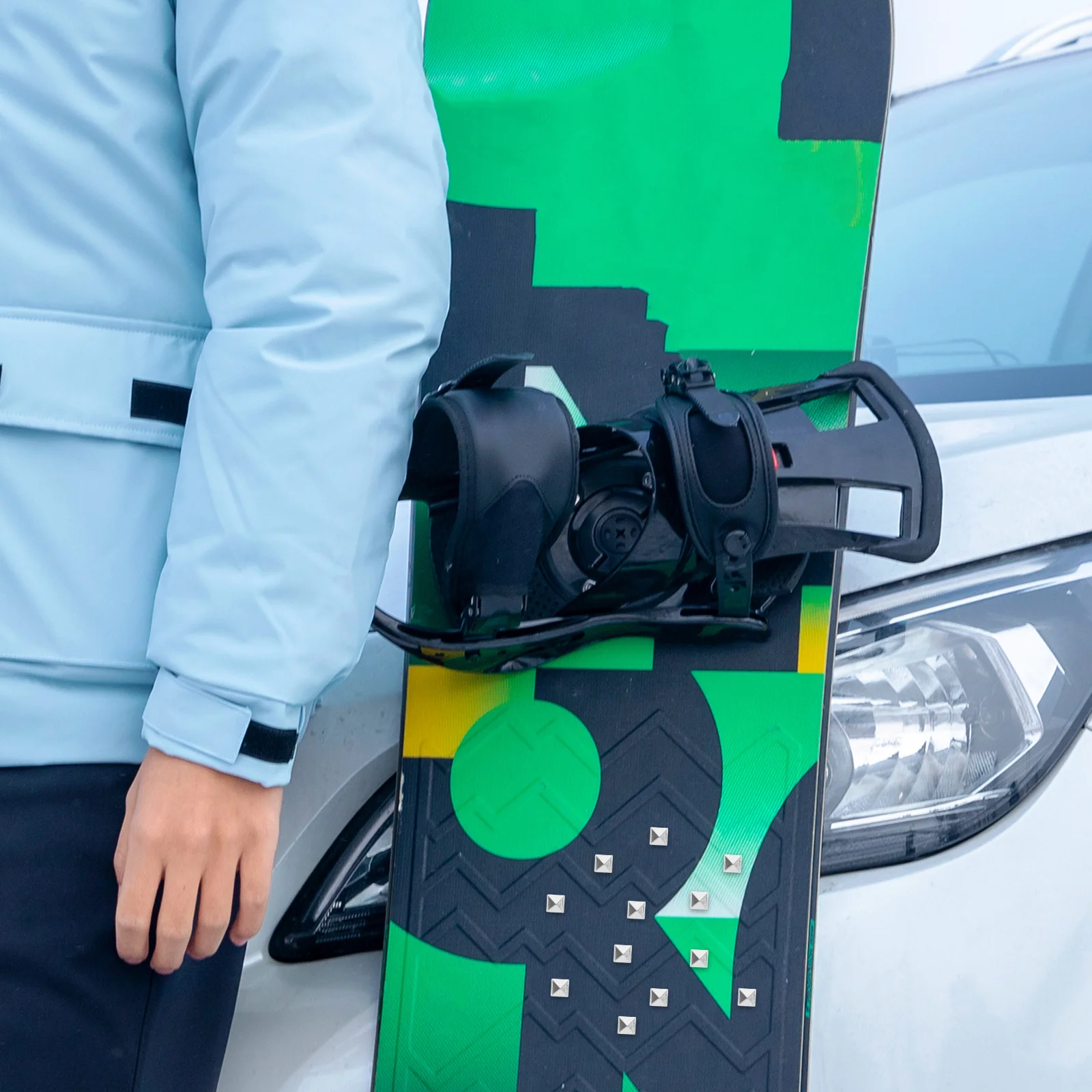 5 قطعة منصات مكافحة زلة على الجليد سبائك الزنك الهرم ترصيع في الهواء الطلق التزلج قبضة القدم على الجليد اكسسوارات التزلج الهرم ترصيع