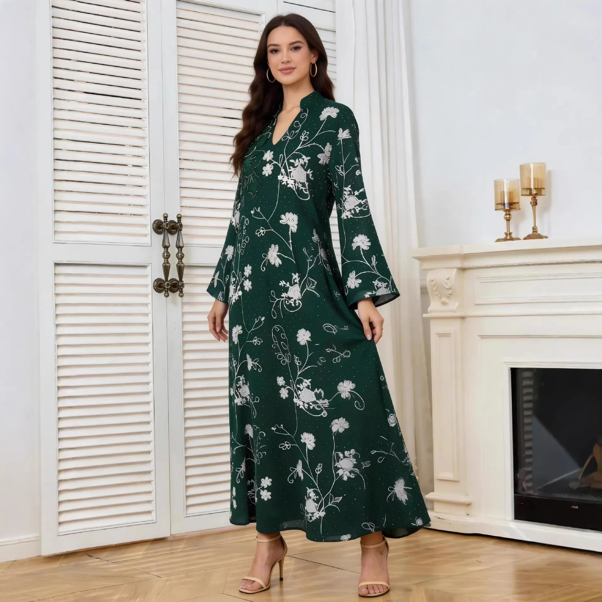 

Africa Clothing Ethnic Women's Embroidered Bead Diamond Tour Dress A-Line Skirt Long Sleeve V-Neck Casual Evening Dress