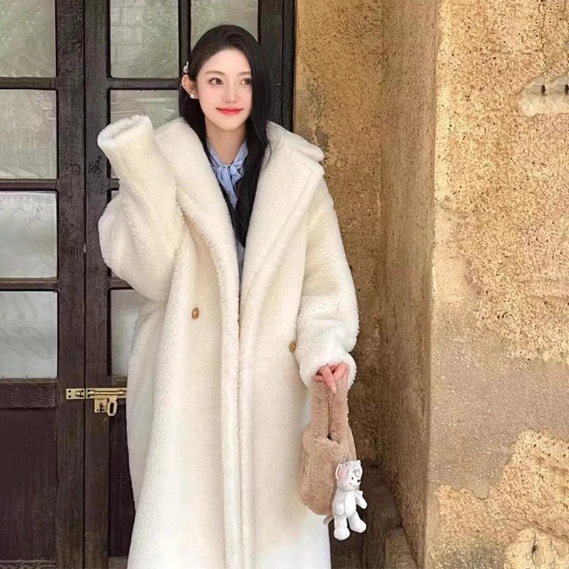 Chaqueta elegante de piel para mujer, abrigo de otoño e invierno, nuevo abrigo peludo, Parka cálida gruesa de largo medio holgado a la moda 2025