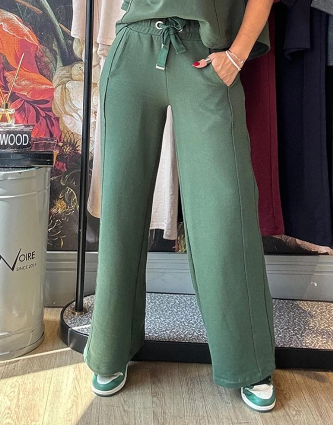 Leisure Two Piece Set for Women Green Commuter High Collar Half Sleeve Loose Top Pocket Wide Leg Straight Leg Women\'s Pants Set