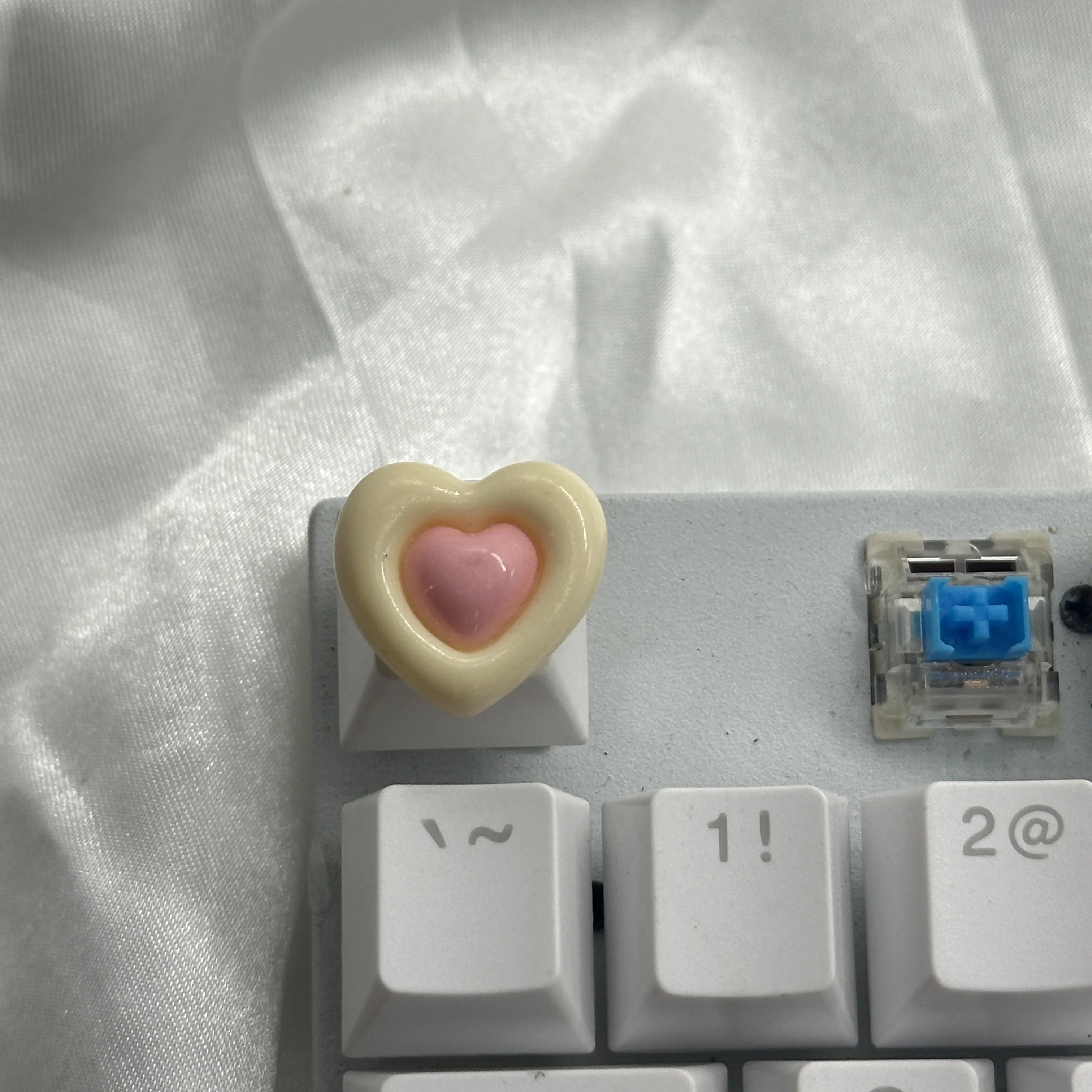 DIY Cute Macaron Love Half Transparent Pink Cross Mechanical Keyboard ESC Base Keycaps