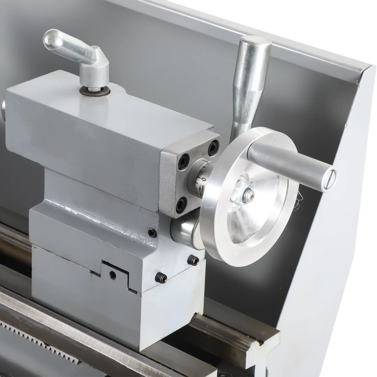 Manufacturer supplies 2140 table mini household ordinary lathe small multi-functional metal micro-processing lathe