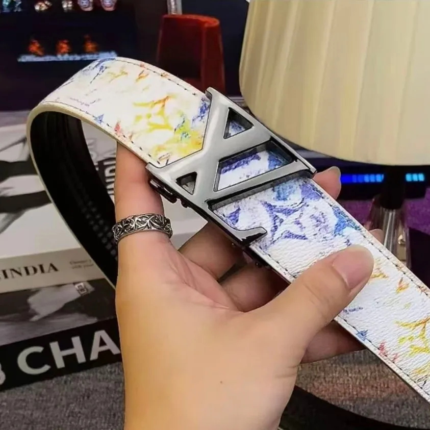 جديد عصري الرجال التلقائي مشبك حزام تنوعا عالية الجمال حزام رسالة السلس مشبك الكتابة على الجدران الجينز العصرية الإنترنت المشاهير