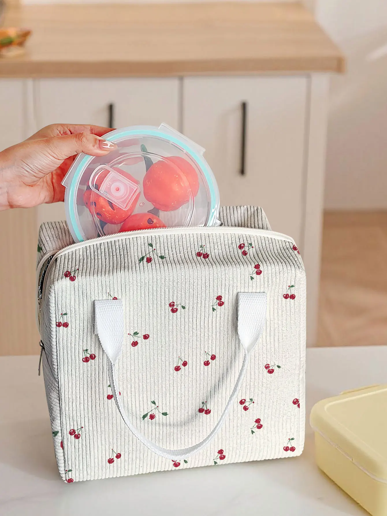 Sweet Cherry Floral Thermal Lunch Box Handbag Waterproof Portable Food Cooler Bag