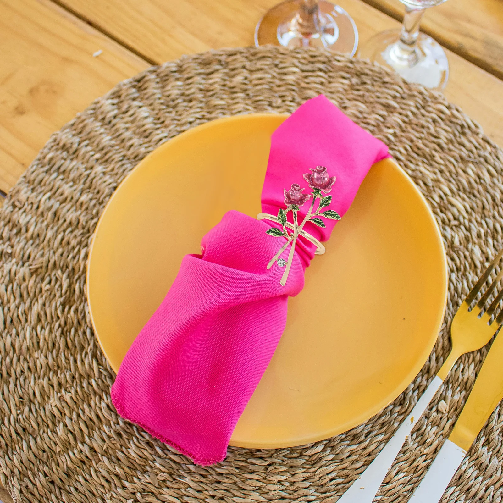 

Rose Napkin Ring Floral Design Reusable Dinner Table Decor for Valentine's Day Wedding Party Napkin Rings Bulk Set