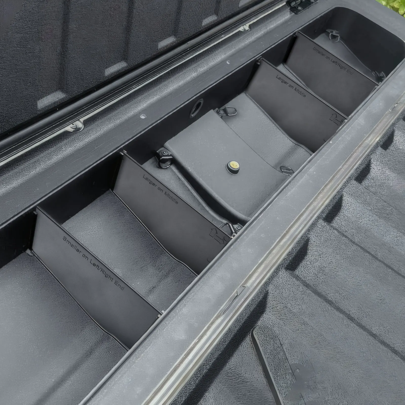

RUNROAD Tailgate Storage Dividers For 2023 2024 2025 Chevy Colorado and GMC Canyon Accessories Trunk Divider Car Organizer Tray