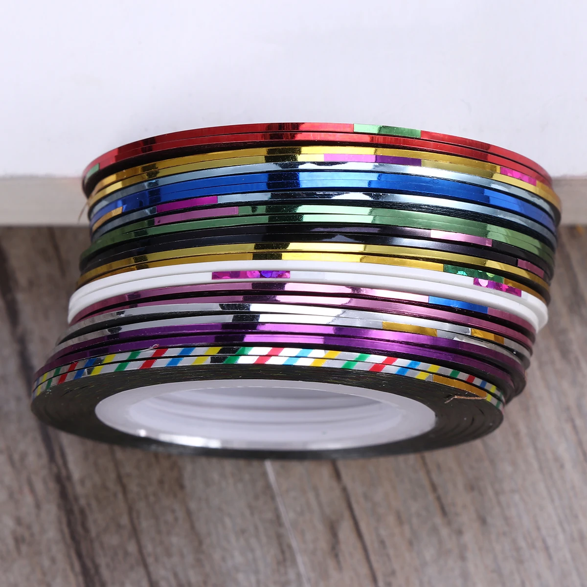 

30pcs Shining Holographic Striping Tapes Adhesive Lines For Manicure Pedicure Diy Art 0.8Mm 20M/Roll Sparkle Stickers Nail Decor