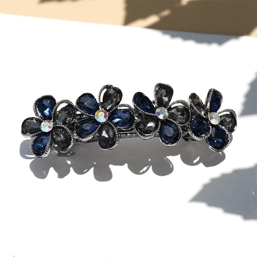 New Korean style light luxury pearl spring clip women\'s rhinestone leaves elegant alloy headwear high-end hair accessories