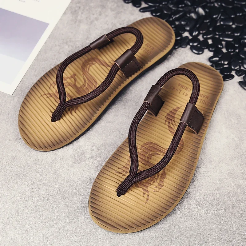 

Новые мужские шлепанцы, супер удобные и модные мужские шлепанцы, летние пляжные шлепанцы, мужские модные дышащие шлепанцы