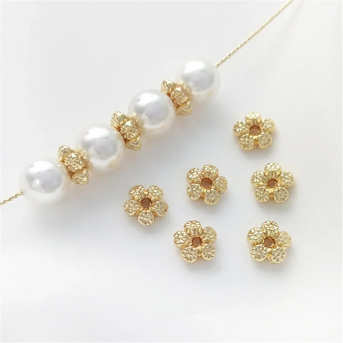 Flower Holder with Separated Bead, 14K Gold, Five Petal, Double-sided Pattern Handmade DIY String Bracelet Necklace Accessories