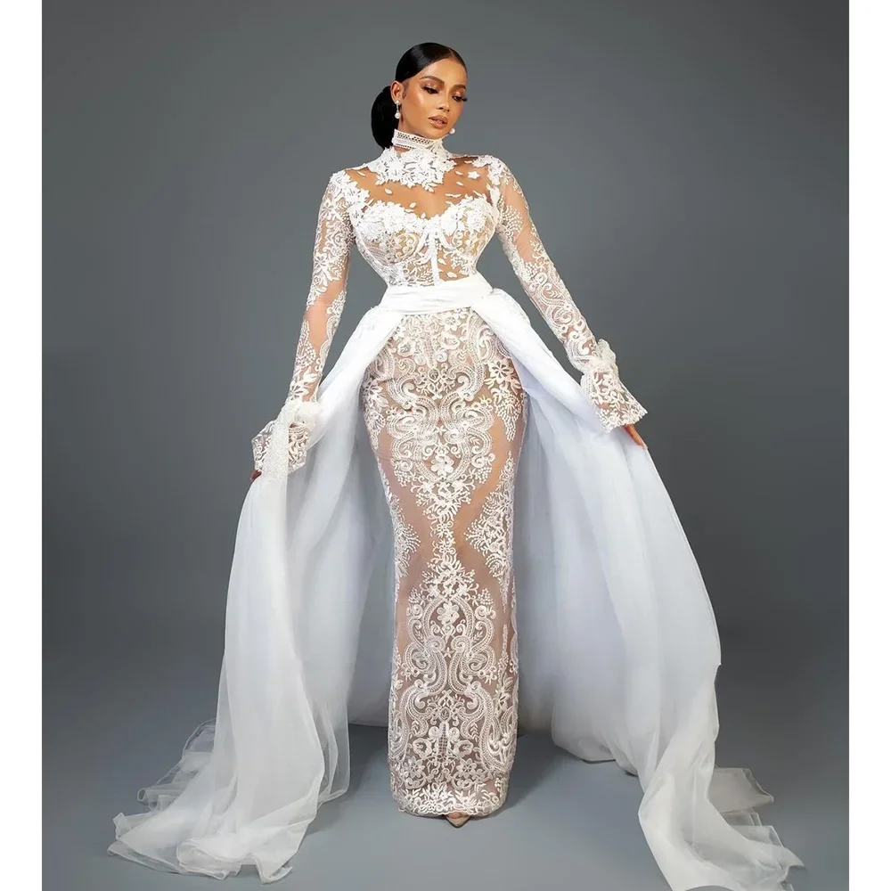 Robe de Mariée Élégante avec Appliques en Dentelle, Tenue Chic à Col Haut, Manches sulf, Longueur au Sol, Fourreau, Quelle que soit la Mariée avec Poignées et Traîne Amovible