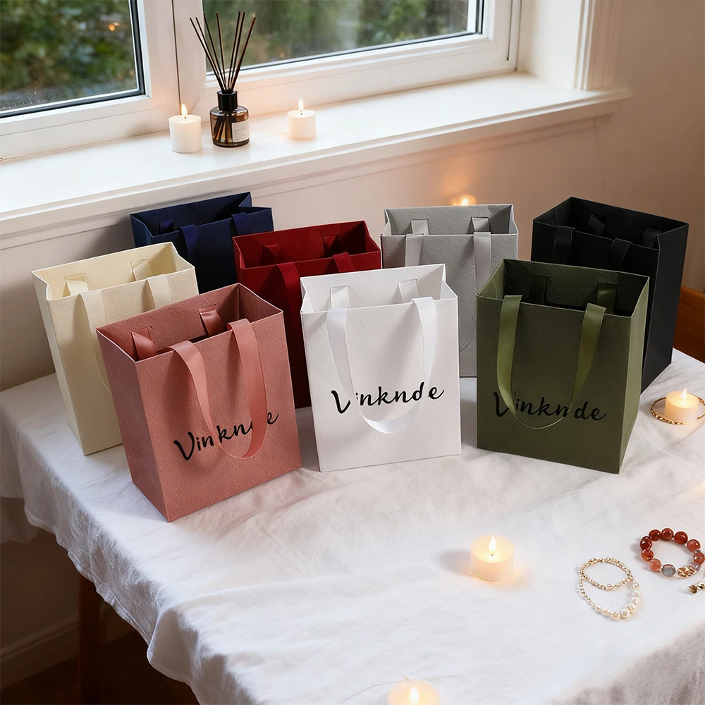 

Custom Logo DIY Lychee Pattern Paper Jewelry Handbag Luxury Tote Bag Pouch Ring Necklace Earrings Cosmetic Gift Organizer Bags