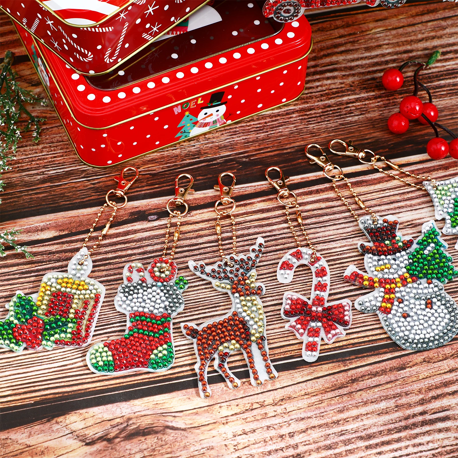 

Keychain Christmas Decorations Ornaments for Crafts Colorful Pendant