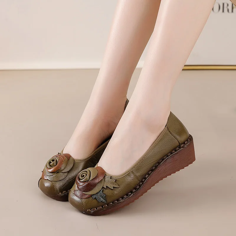 New genuine leather shoes women's wedge pumps luxury top quality med heel shoes woman autumn slip on flats ladies vintage pumps