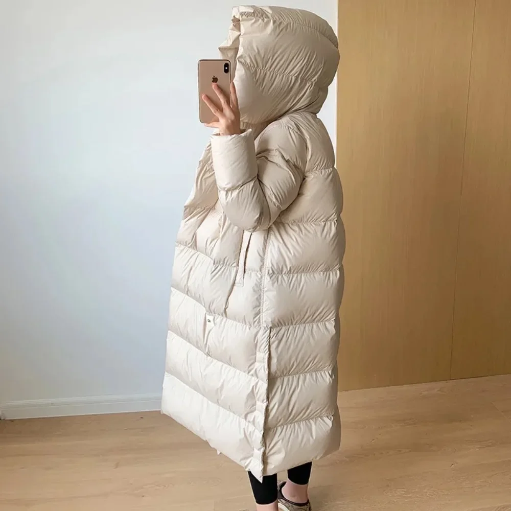 2024 Oversized Women\'s Down Jacket Long Hooded New Fashion Lightweight Warm 90% White Duck Down Coats Winter Overcoat