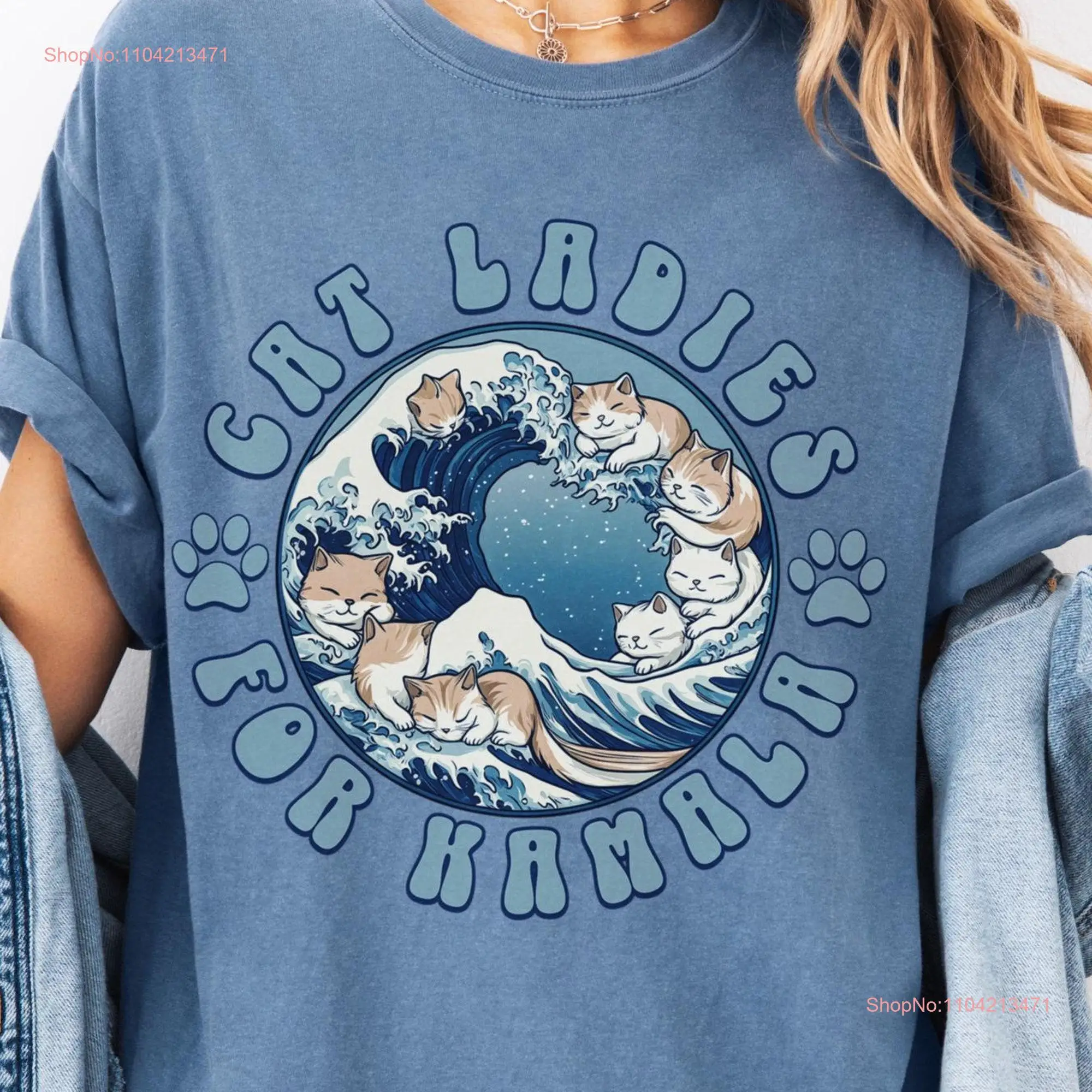 

Cat Ladies for Kamala T Shirt Cute Lover Feminist 2024 Harris Political Campaign The Great Wave Democrat