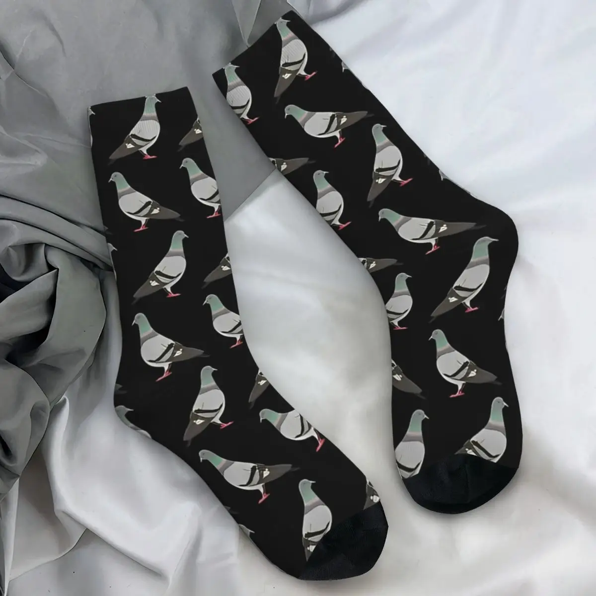 Pigeon Walk Socks Winter Black Background Stockings Korean Men Medium Soft Socks Design Skateboard Anti Skid Socks