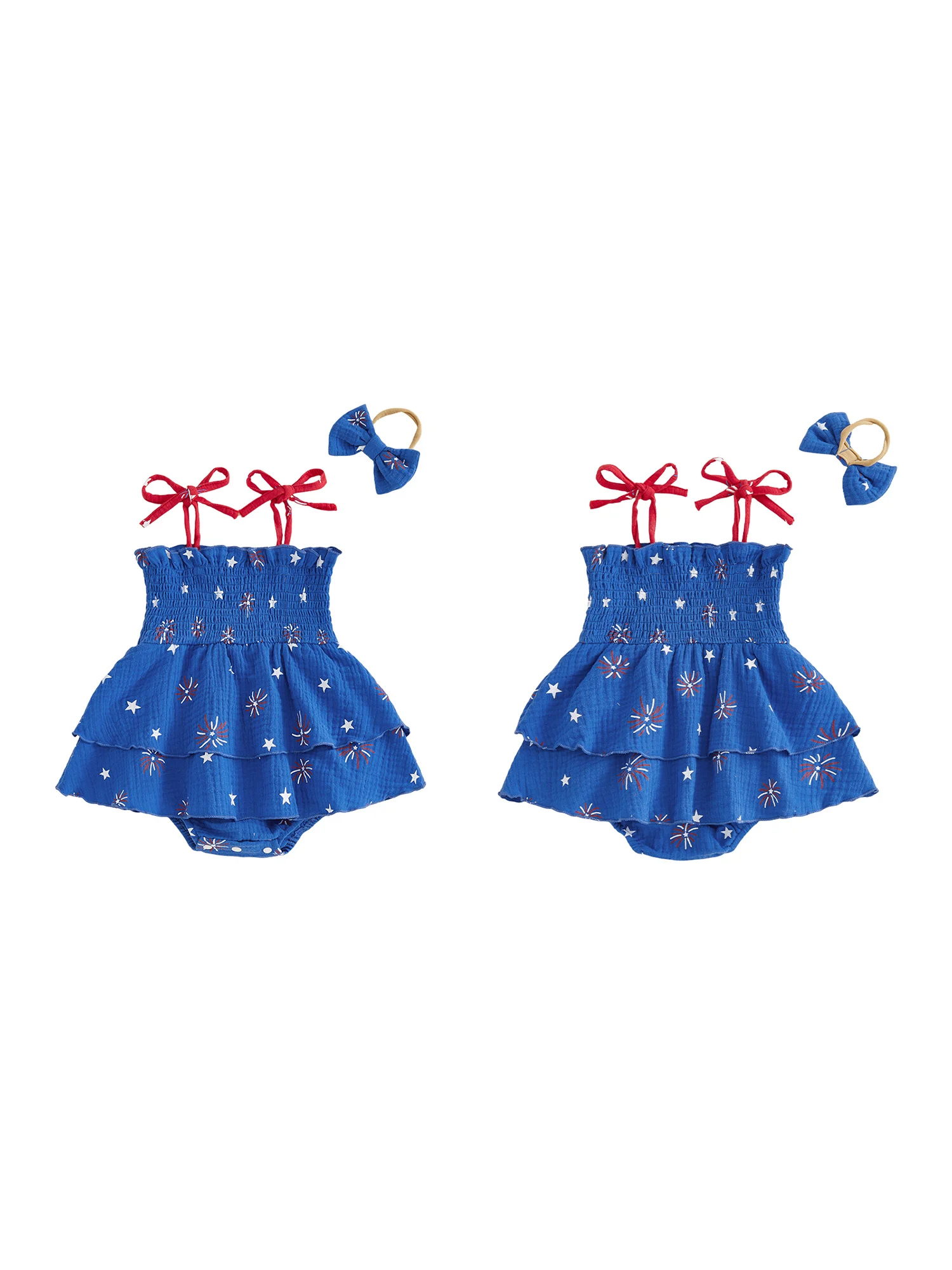 

Милый комплект для малышей на День независимости: комбинезон-платье без рукавов со звездным узором, квадратным вырезом и в комплекте.