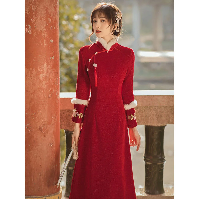 

Women Red Improved Cheongsam Party Dresses New Spring And Autumn Flower Embroidery Thicken Chinese Style Slim Qipao Bridal toast