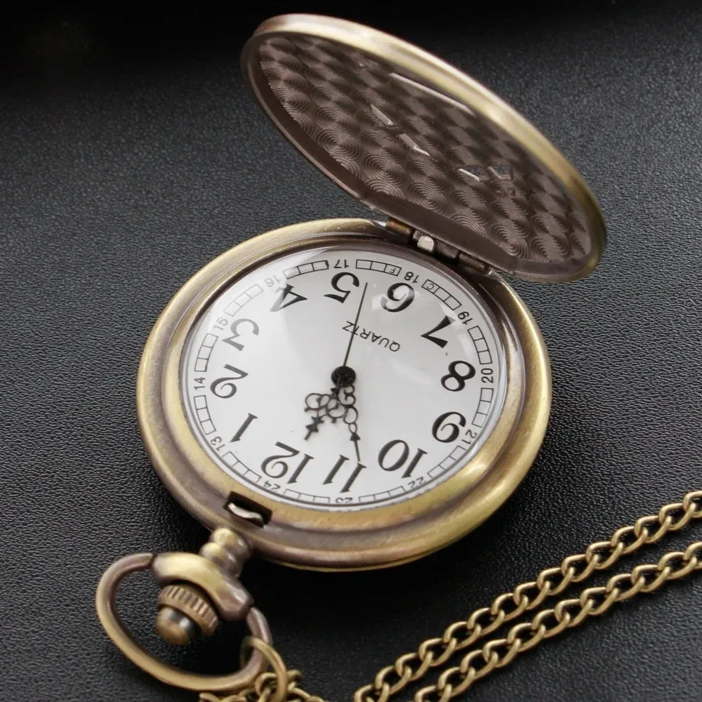 New Vintage Chinoiserie Hollow Quartz Pocket Watch Fashion Arabic Digital Necklace Pendant Chain Men's and Women's Gifts