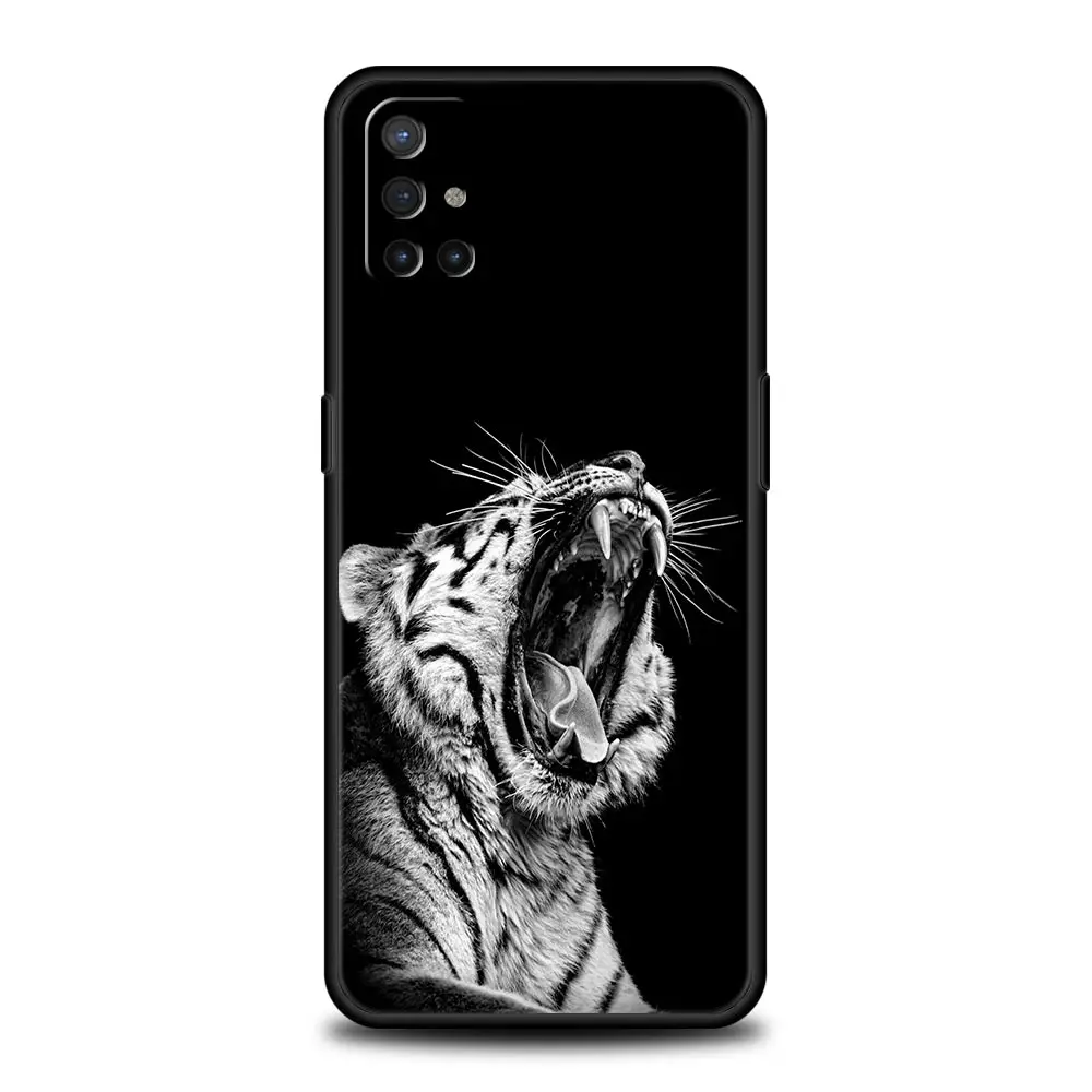 Tiger Animal Phone Case For OnePlus 10 9 8 8T 7 7T Pro 9R 9RT 5G One Plus Nord 2 CE N200 N100 N10 Black Cover Soft Coque Funda