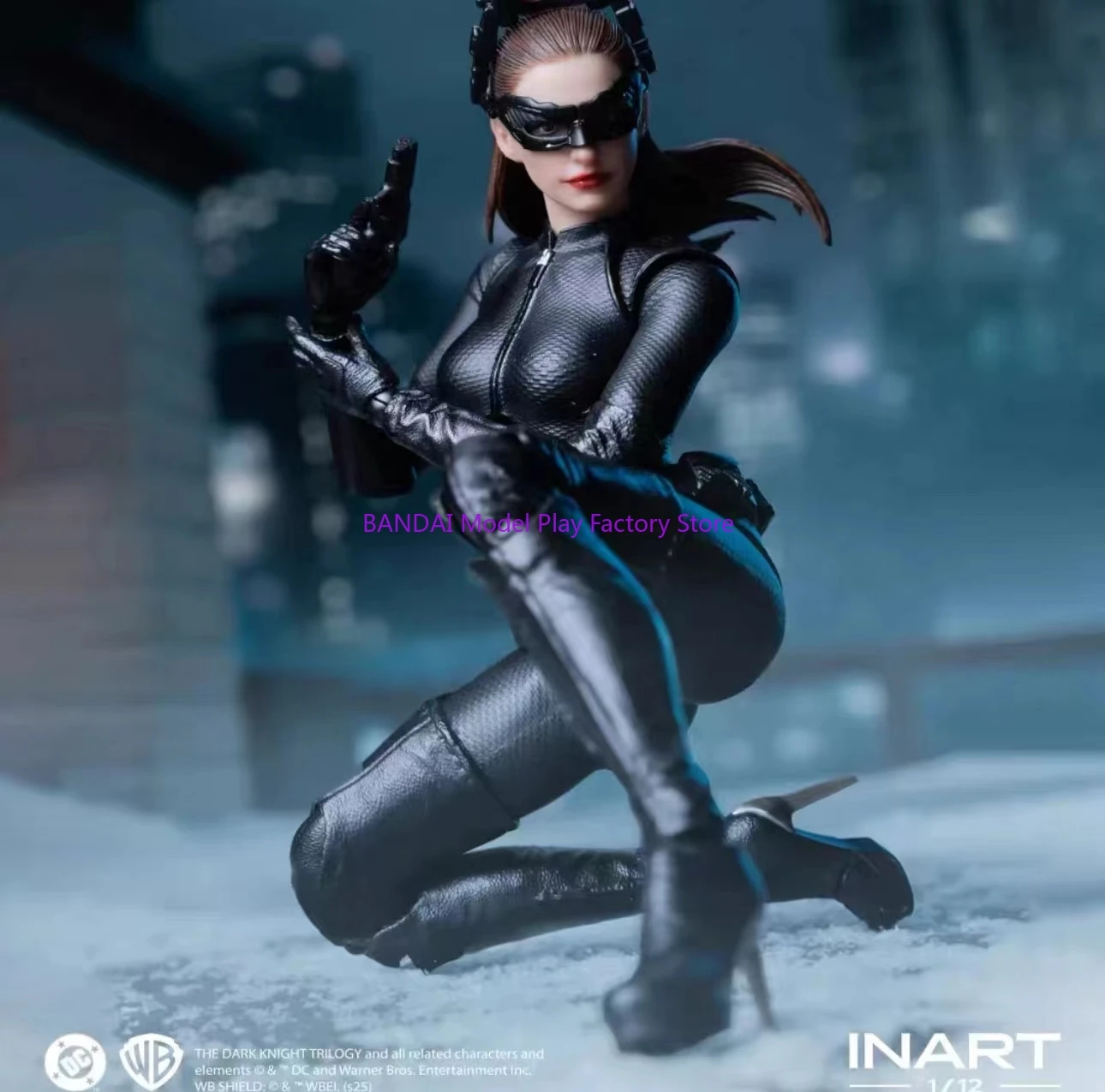 在庫あり INART 1/12 スケール ダークナイト ライジング キャット
