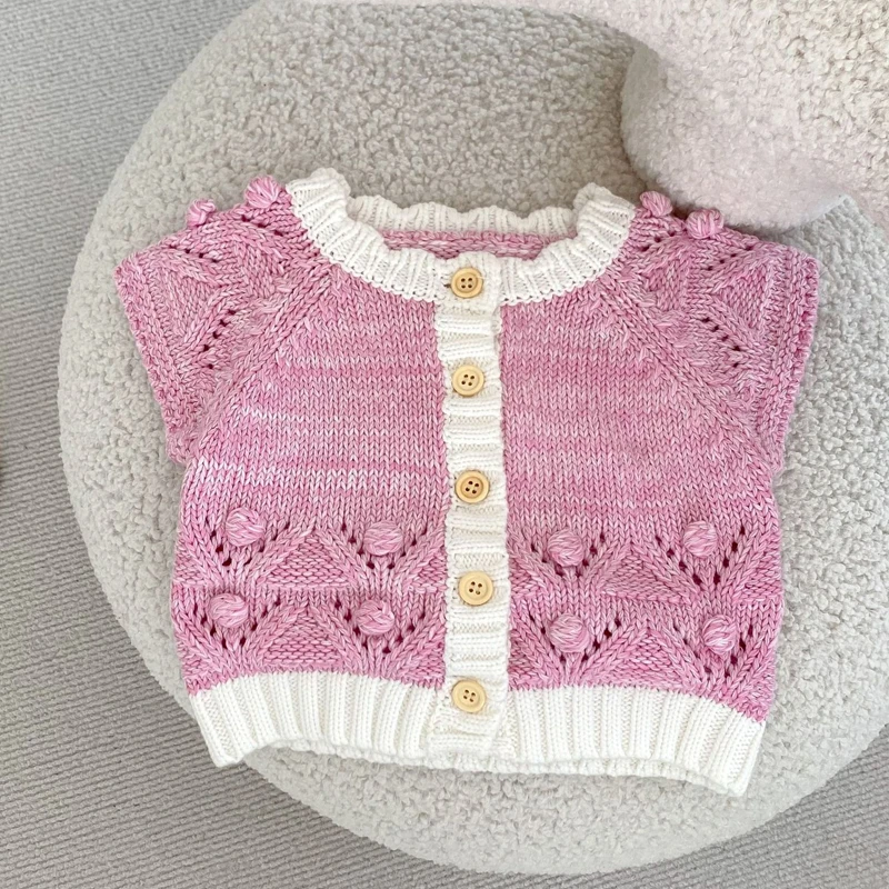 Autumn new baby clothing, 0.3 year old baby girl loves pink cardigans, sweaters, vests, handmade ball knitted vests