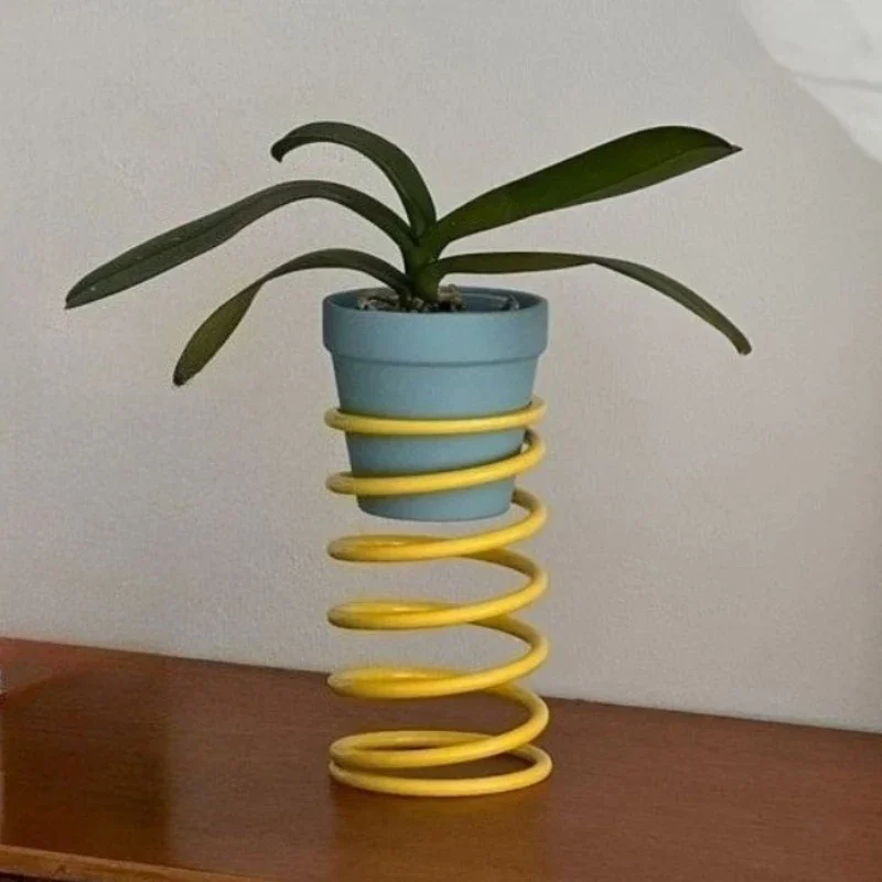 Morden Plant Shelves Nordic Metal Spring Flowerpot Hanger Creative Design Balcony Pot Plant Holder Home Garden Furniture