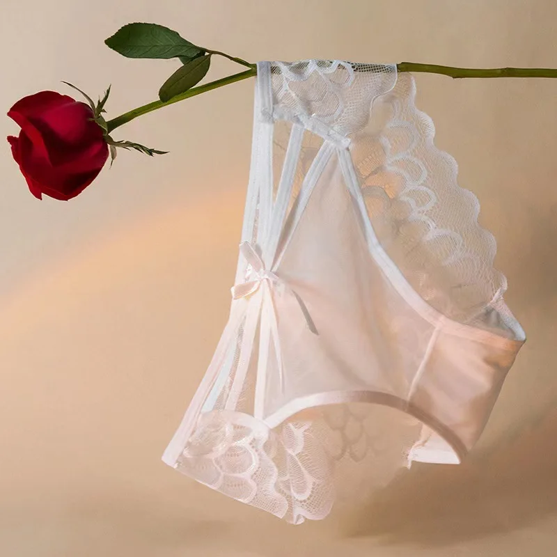 Bragas de lencería Sexy para mujer, ropa interior de encaje de malla ahuecada, transpirable, de cintura baja, entrepierna de algodón sin costuras,