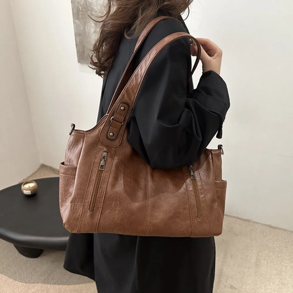 

Cool Retro PU Shoulder Bag Large Capacity Locomotive Style Commuting Handbag Soft Waterproof Underarm Tote Bag Shopping