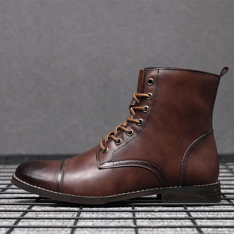 Botas de couro estilo britânico masculinas, sapato casual de veludo superior alto, tamanho grande, ao ar livre, trabalho, outono, inverno, moda