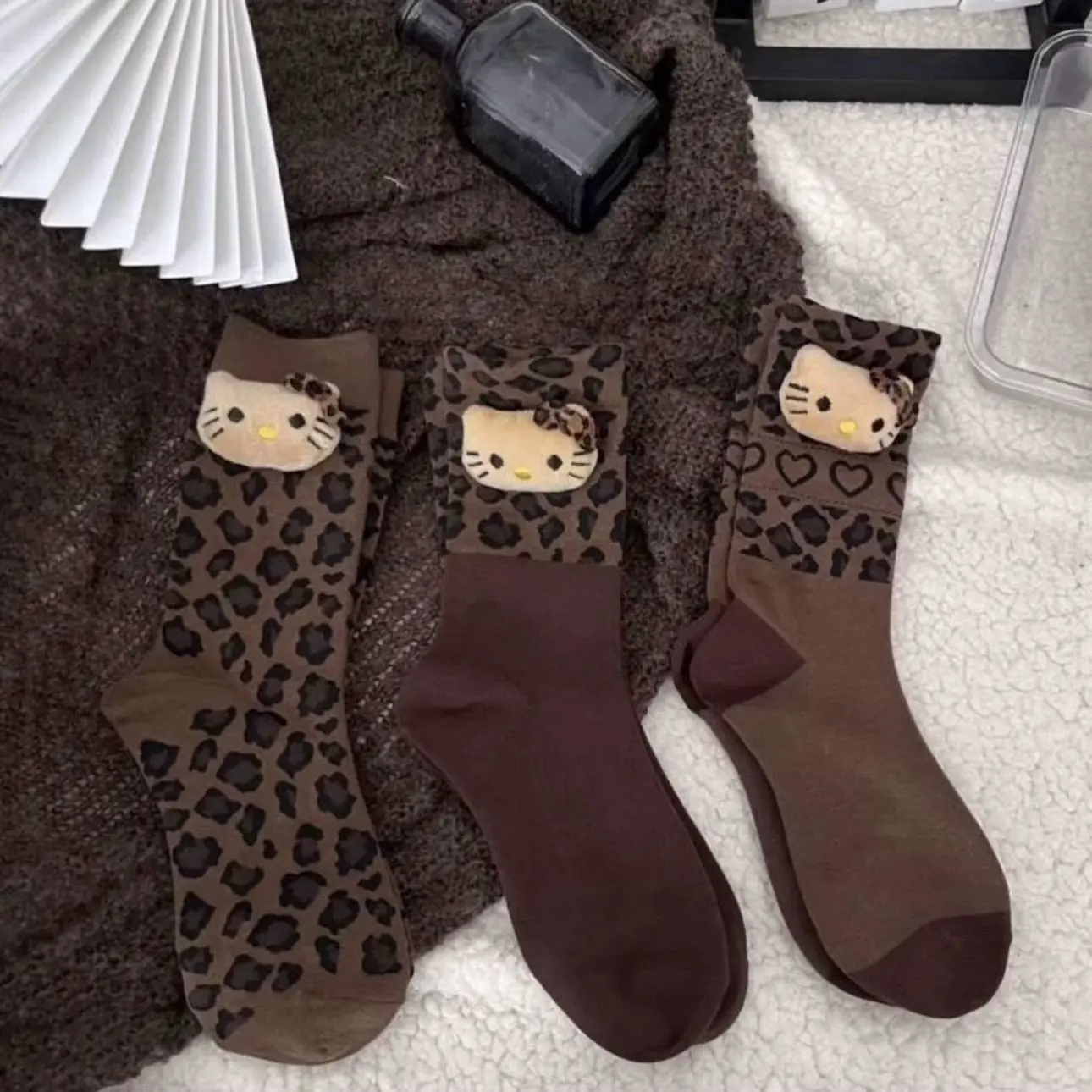 

Hello Kitty 3D KT Cat Doll Leopard Print Mid-calf Socks for Women Fashion Cartoon Cute Retro Outerwear Trendy Socks Accessory
