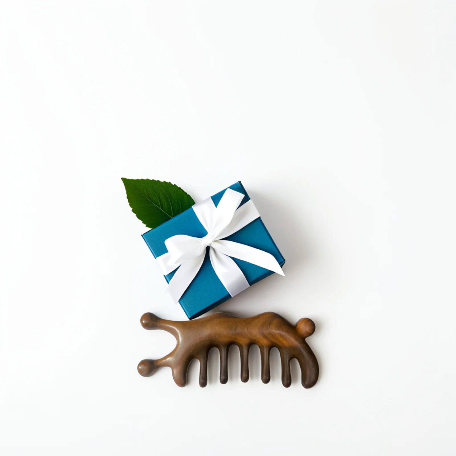 

Wide Tooth Comb Sandalwood Wooden Scalp Caring Comb Hair Massage Meridian Therapy Tool Scalp Massager Massage Tool