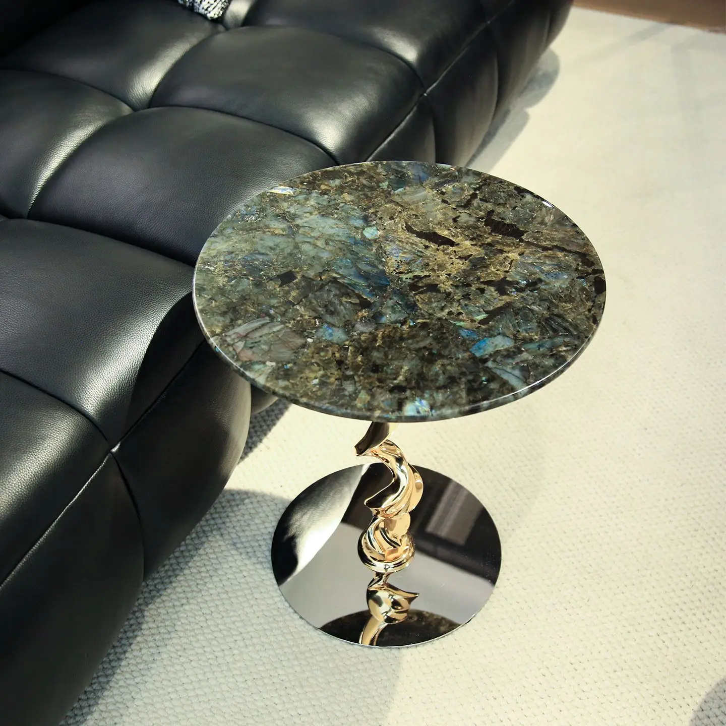 Green luxury stone small edges and hardware sofa corners, modern and simple