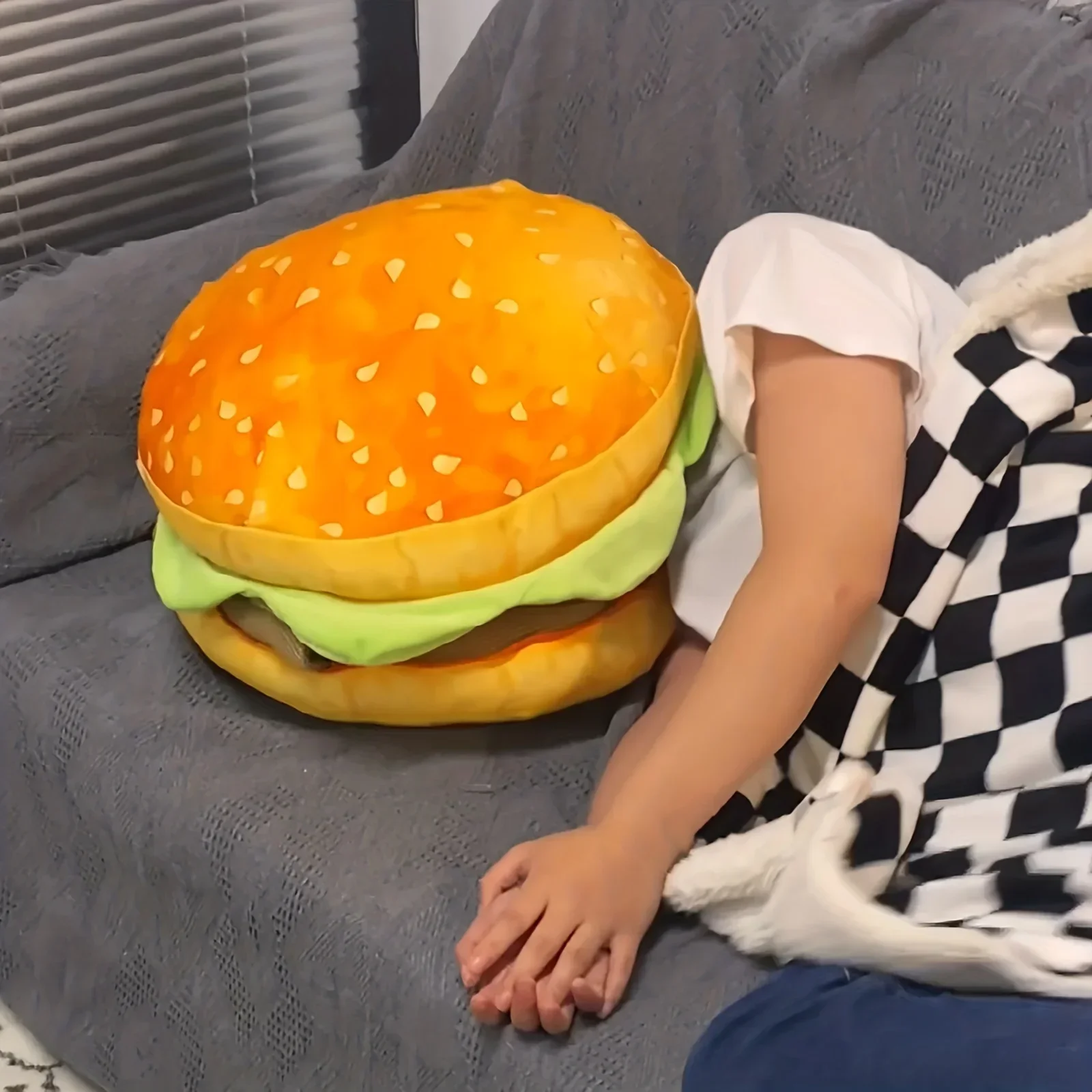 

Office Chair Pad Realistic Burger Pillow Cushion-Fun Prank Gift Cheeseburger Pillow Hamburger Plushie Pillow Toys Gift