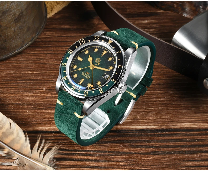 

San Martin Мужские часы GMT 40 мм Автоматические механические наручные часы 200 м Водонепроницаемые светящиеся 4 стрелки Двунаправленный сапфировый безель NH34