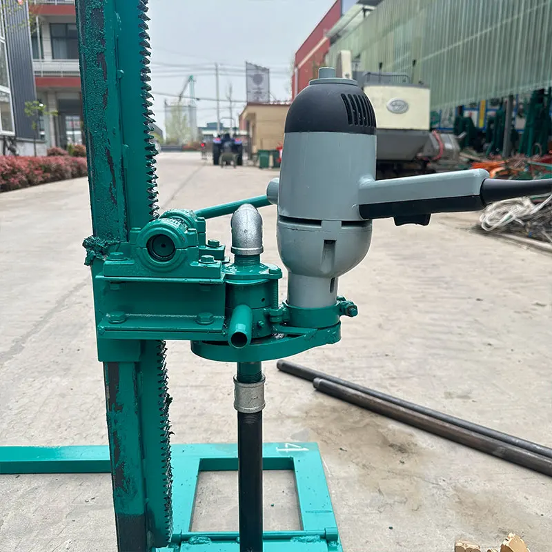 Маленькая электрическая портативная ручная роторная буровая установка для расточных скважин глубиной 202580 м для воды в Китае