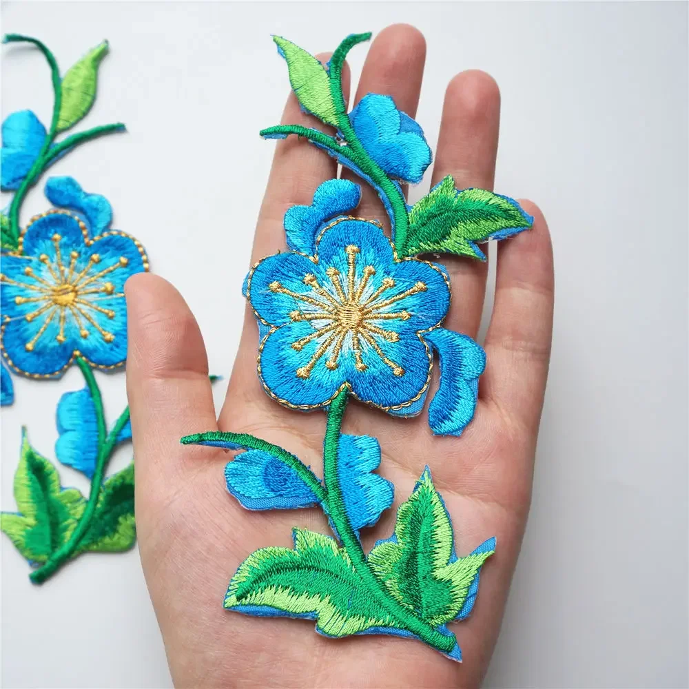 2PCS Flowers Leaves Roses Sew Iron On Patches Embroidered Badges Red Blue Yellow For Clothes DIY Appliques Craft Decoration