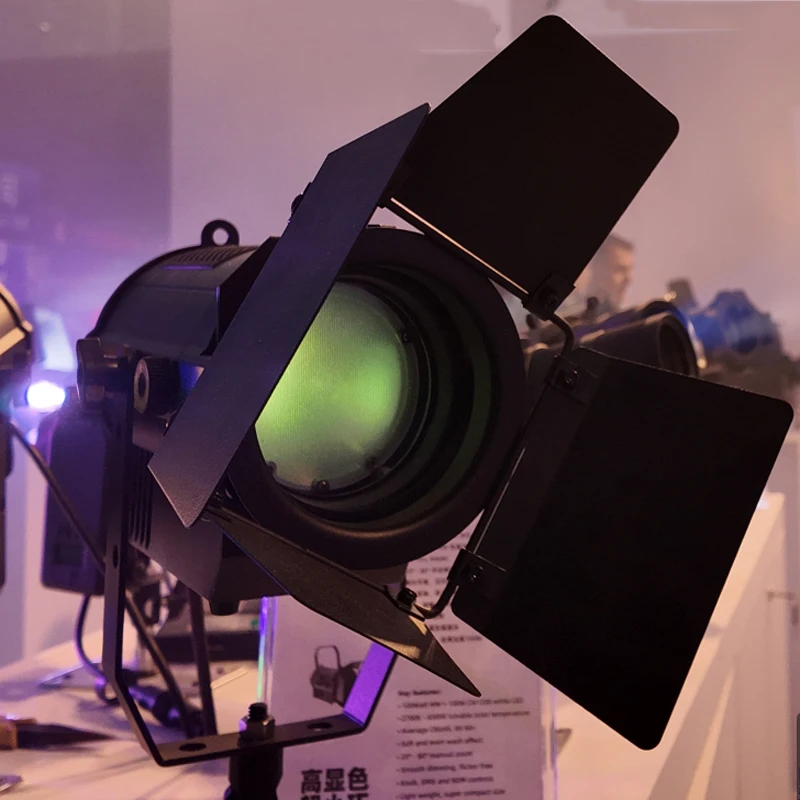 

Миниатюрный DMX RDM прожектор Френеля 100 Вт WW CW или 250 Вт RGBL LED 25 ° -60 ° Световые приборы с ручным зумом для сцены, церкви, театра, студии