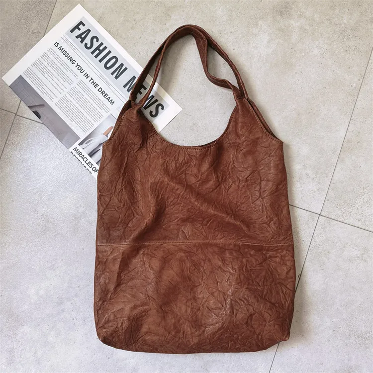 

European And American Fashion Leather Pleated Bucket Shaped Tote Bag Retro And High-end Large Capacity Single Shoulder Bag Trend