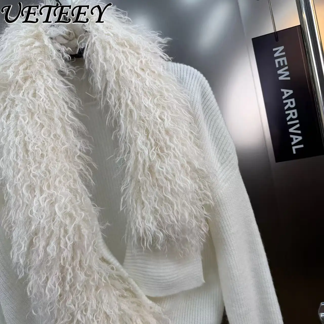 2026 primavera estilo francês socialite com decote em v cruz gola de pele grande camisola manga longa cintura-emagrecimento retalhos malha topo