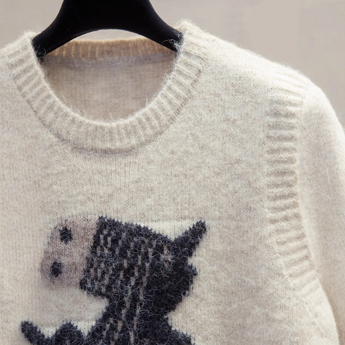 เสื้อกั๊กถักลายโพนี่ย้อนยุค คอกลม สำหรับผู้หญิง ใส่ได้ในฤดูใบไม้ร่วงและฤดูหนาว เนื้อผ้านุ่มลื่น ดีไซน์แบบไม่มีแขน