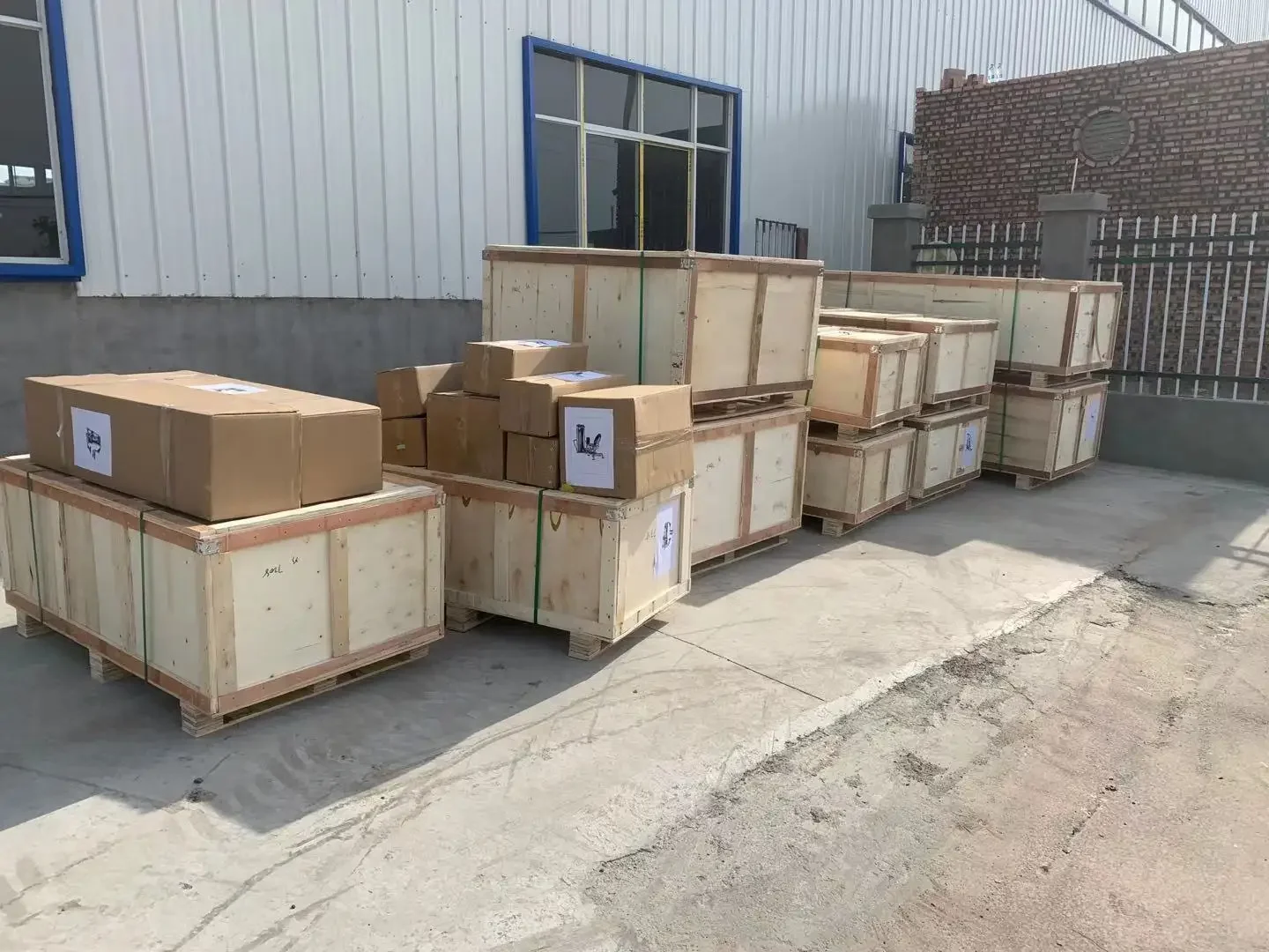 Equipo deportivo de entrenamiento de fuerza, entrenador integrado, estación de gimnasio multi selva 8 para culturismo