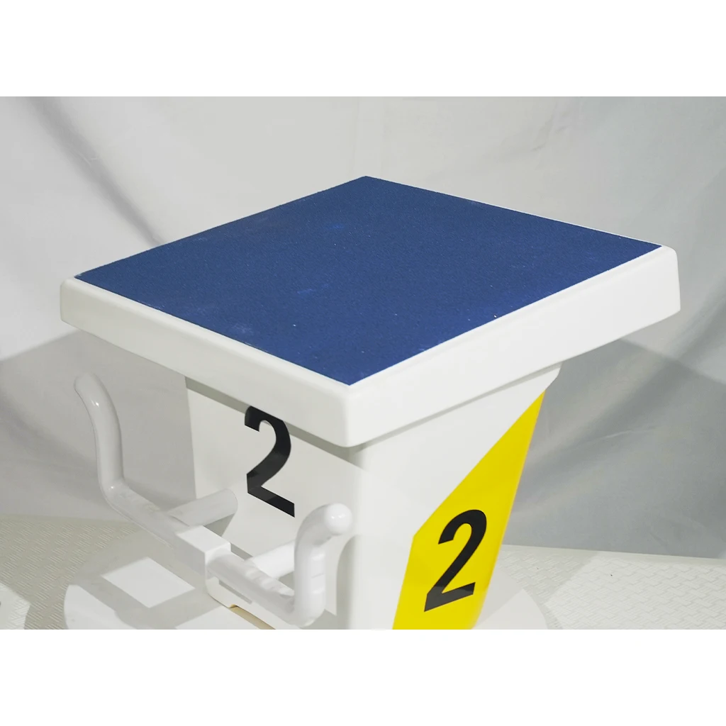 

Миниатюрная портативная противоскользящая платформа для плавательного бассейна из стекловолокна с возможностью индивидуальной настройки размеров