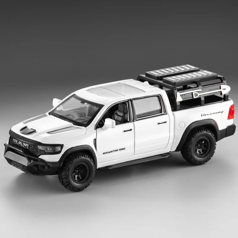 

1:32 Mammoth Alloy Diecast Car Model with Light & Sound, Toy Vehicle for Boys, Kids Play & Adult Collection, Ideal Birthday