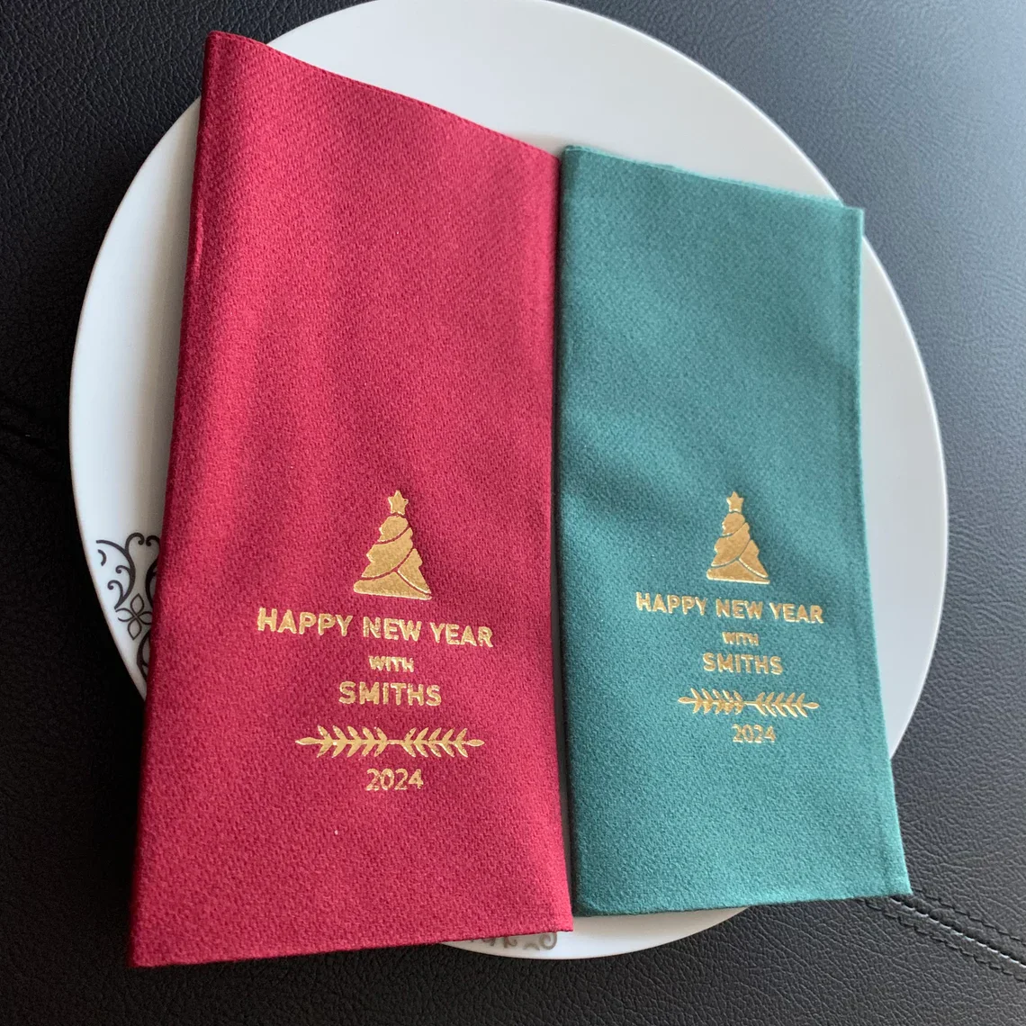 Green Pocket Christmas Napkins, Linen Feel Disposable Cloth Like Dinner Napkins, Custom Dinner Napkins, Soft, Absorbent, New Yea