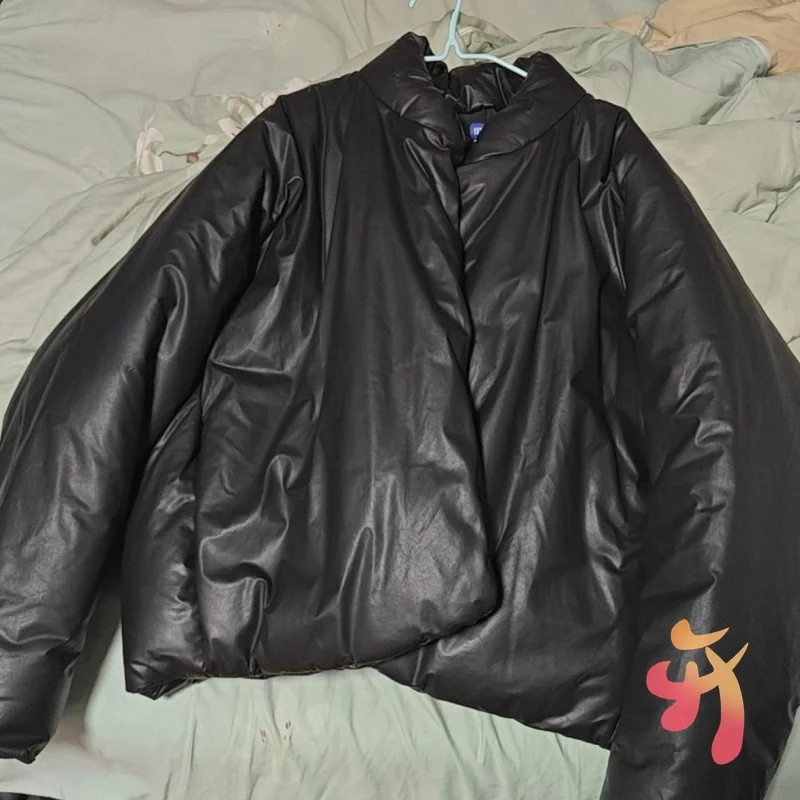 

Black Solid Color Thick Warm Kenye Jackets Winter Hiphop Streetwear Fluffy Short Coats Casual Loose Men Women Cleanfit Tops