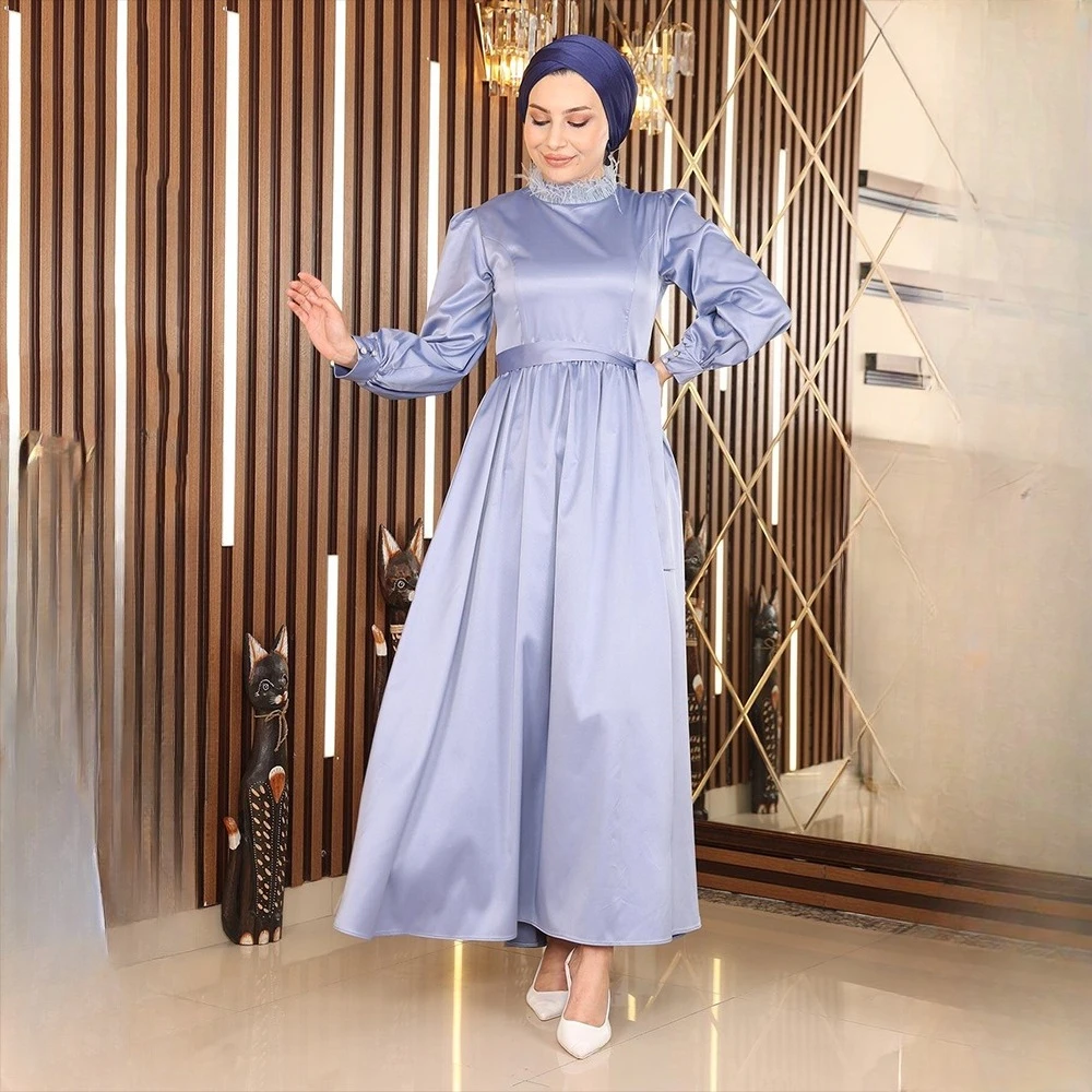 فساتين سهرة طويلة مخصصة بياقة عالية أنيقة مناسبة رسمية فساتين حفلات ريشة 2025 طول الكاحل فساتين لحضور الحفلات الموسيقية