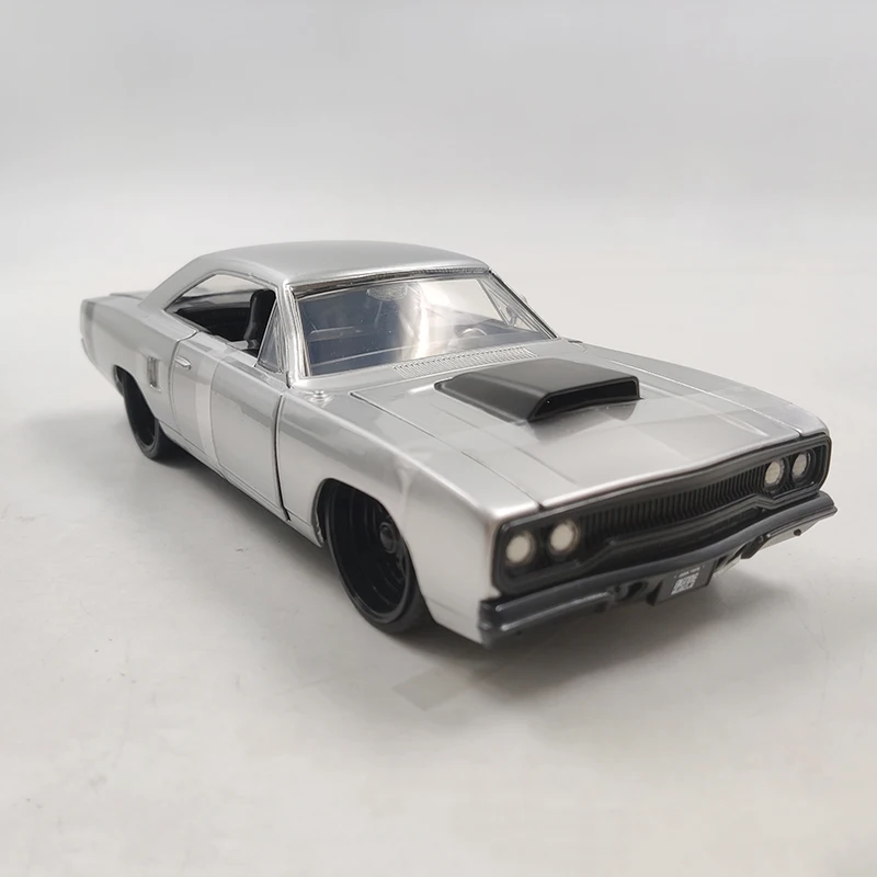 JADA 1:24 Scale Fast Plymouth Muscle Sports Car Model Diecast Metal Vehicle Toy Adult Fans Collectible Souvenir Gifts