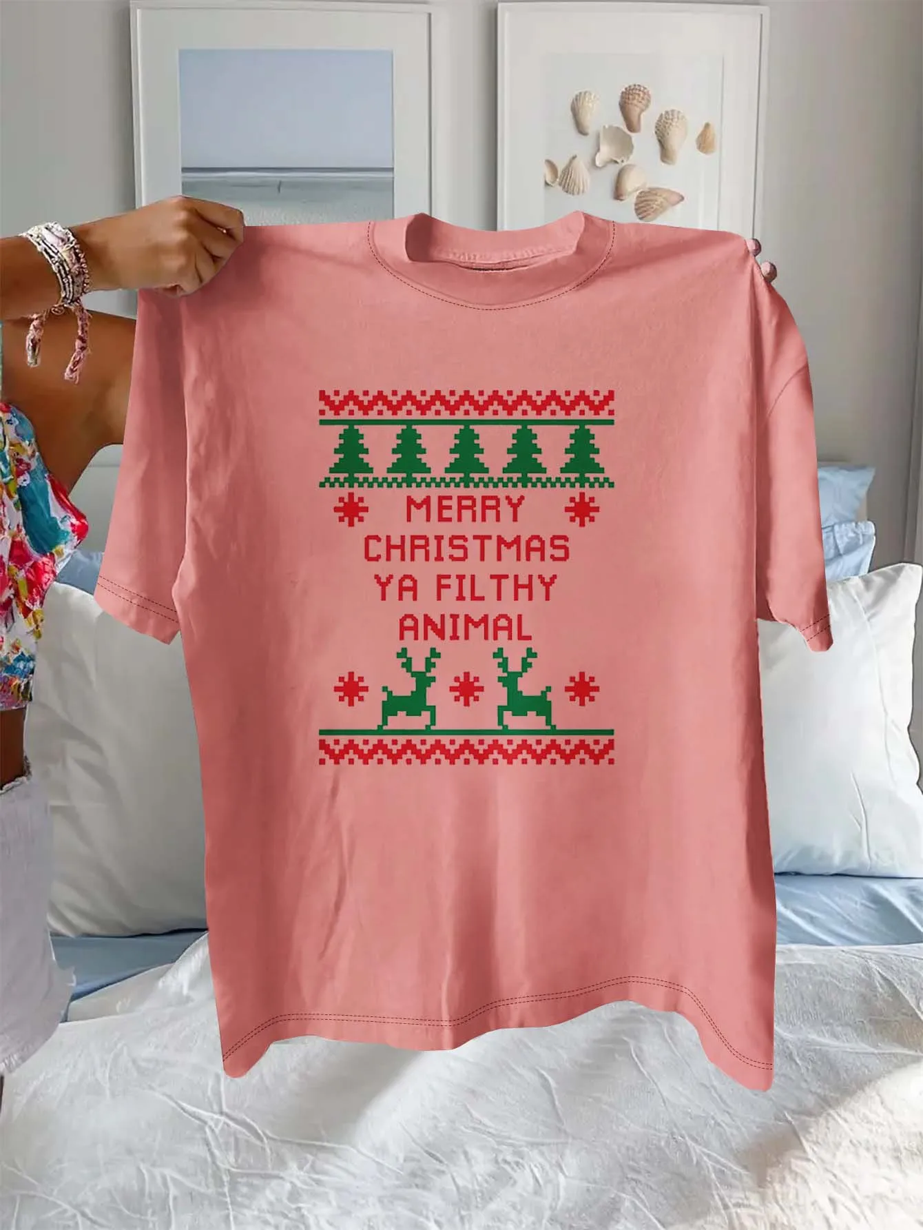 รูปแบบถักสุขสันต์วันคริสต์มาสขนาดบวกพร้อมกวางเรนเดียร์และต้นไม้เสื้อผ้าวันหยุดที่มีสไตล์